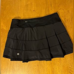 Lululemon Black Pace Rival Skirt Regular Length